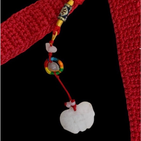 Knitted shoulder boho red purse - Picture 4 of 8